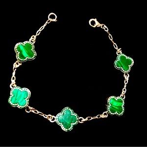 Silver Clover Bracelet (Green)